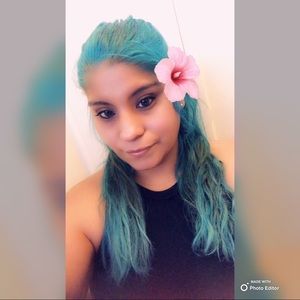 Meet your Posher, Alma